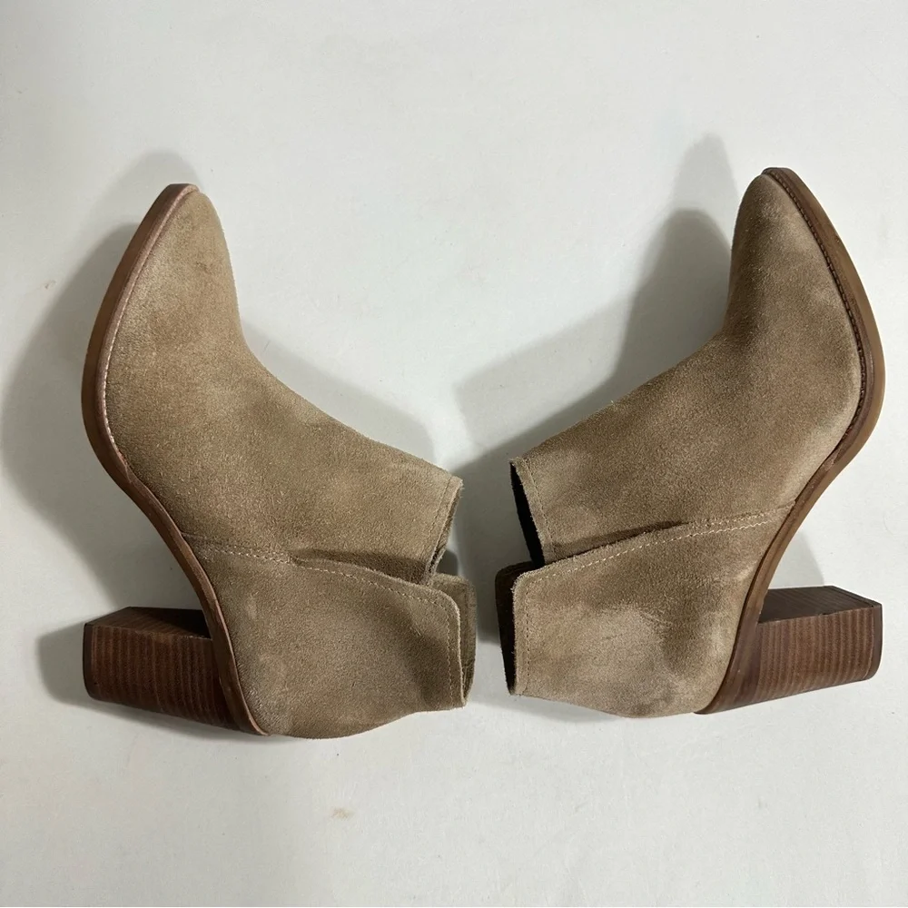 Dolce Vita Womens Sz 10 Boots Spade Tan Suede Block Heel Pull On Ankle Booties - Picture 3 of 12